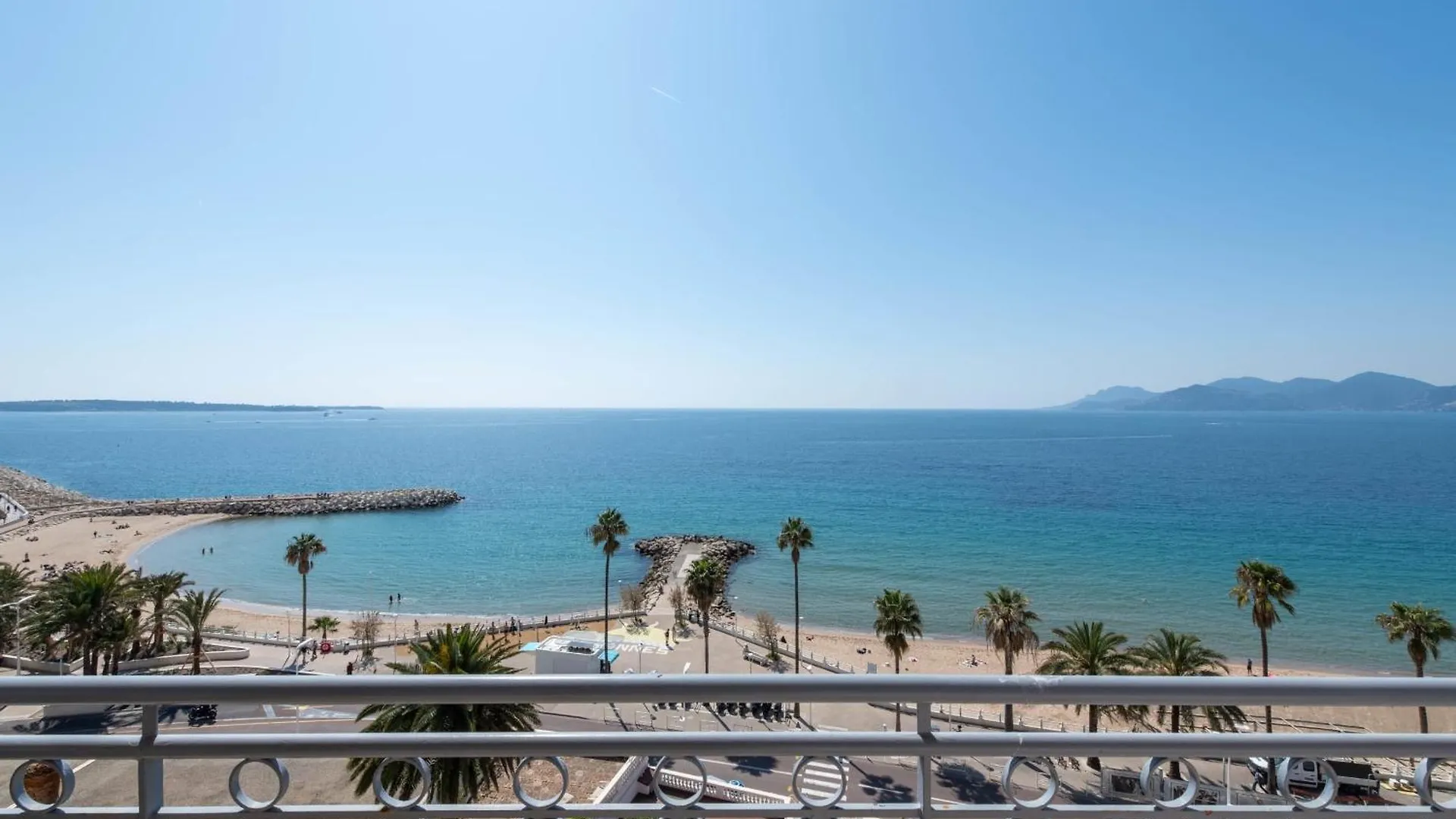 Apartment Cannes Sea View & Beach Access